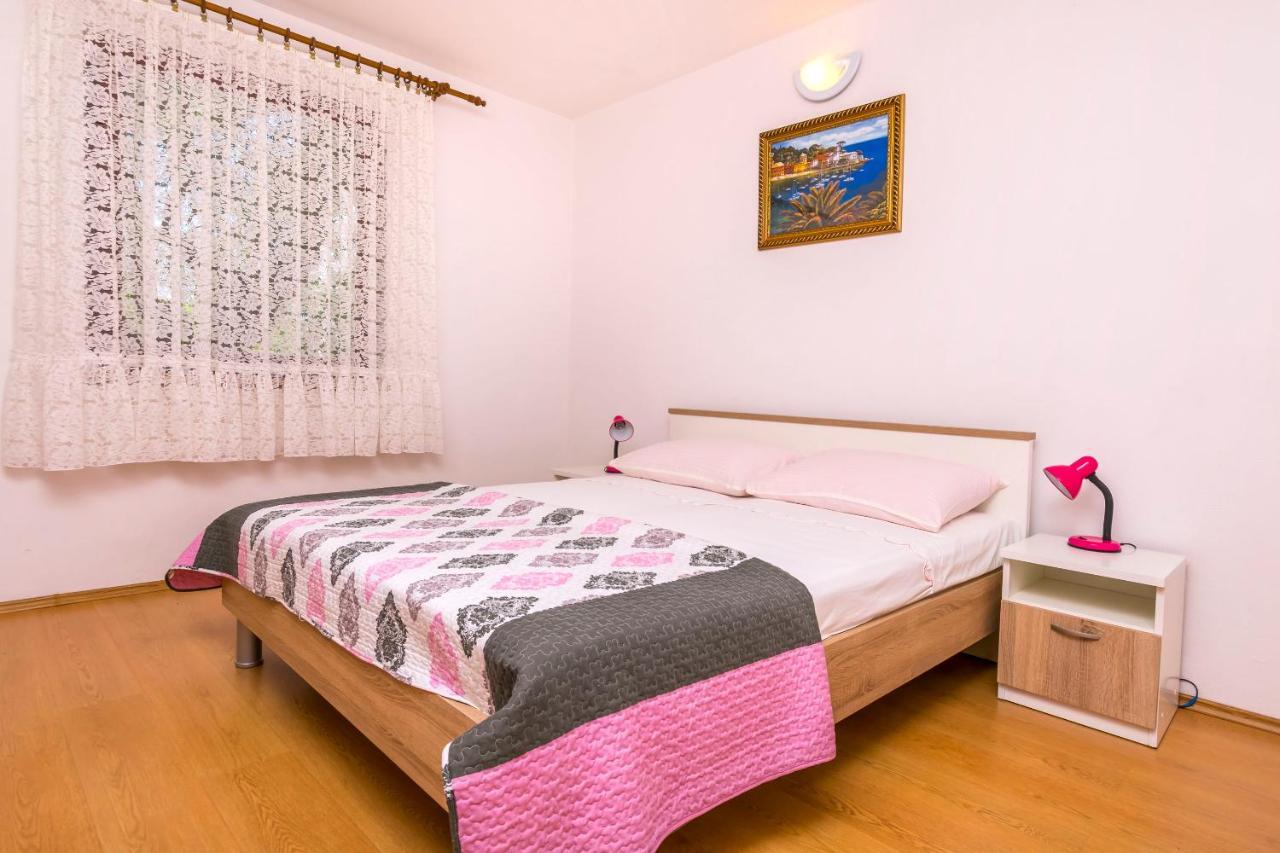 Apartments Cvitkovic Рогозница Экстерьер фото